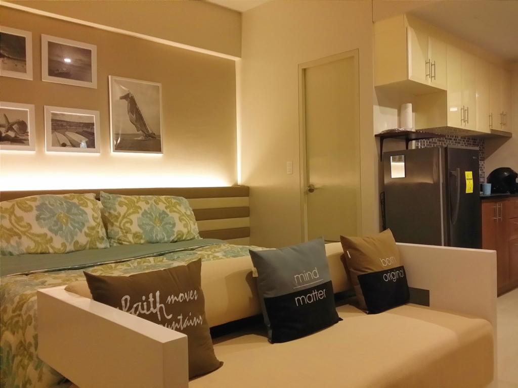 Palm Tree Condos Across Naia3 By Beth Manila Exteriör bild